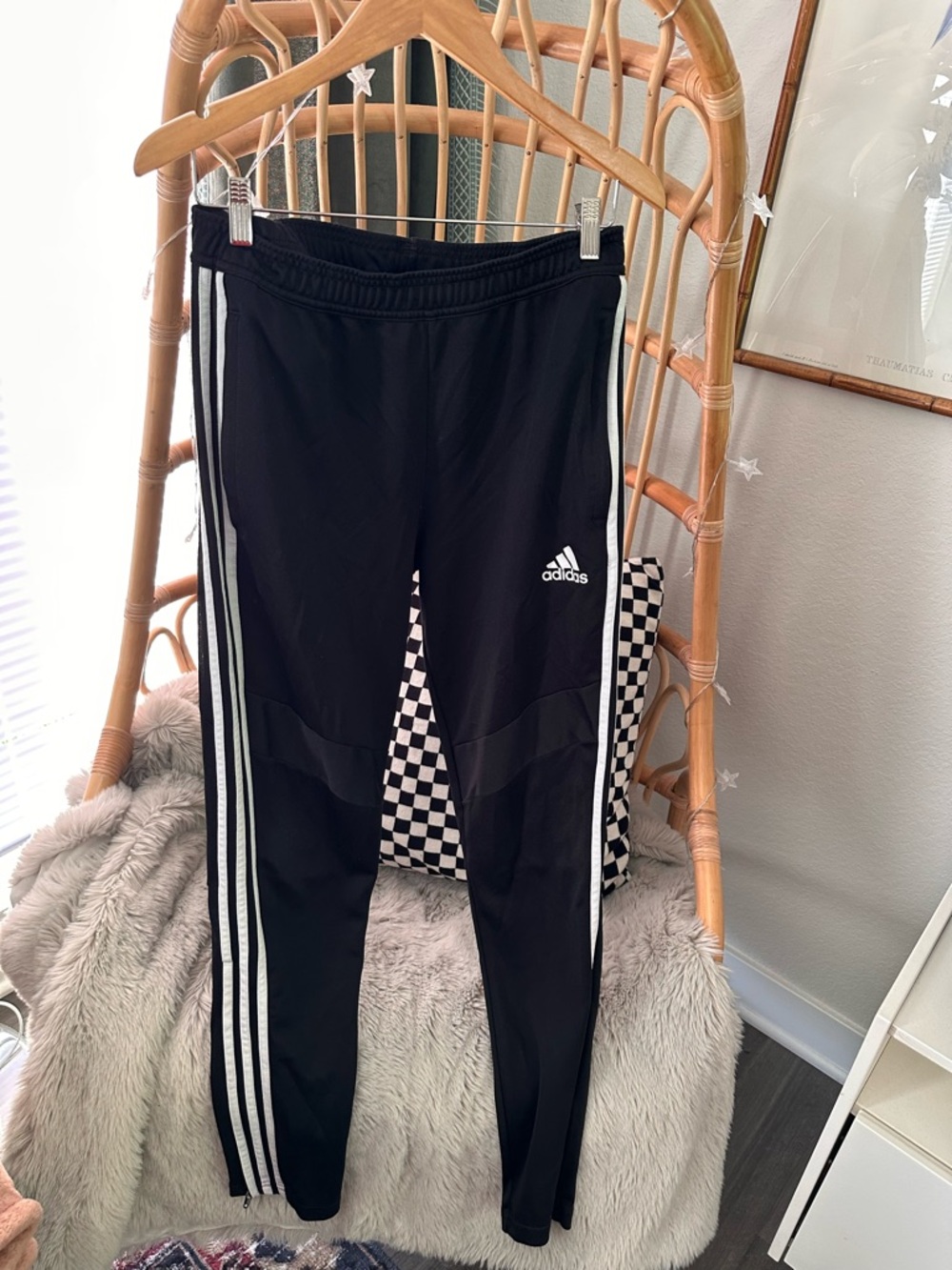 Adidas Pants / Size M